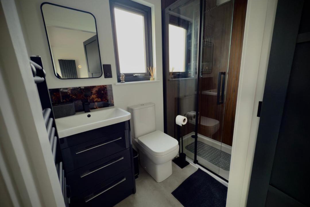 Photo of Bathroom in Lockerbie