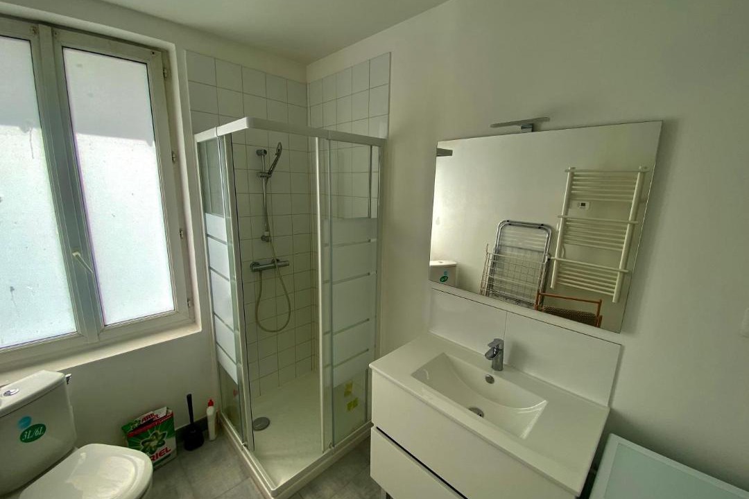 Photo of Bathroom in Darnetal