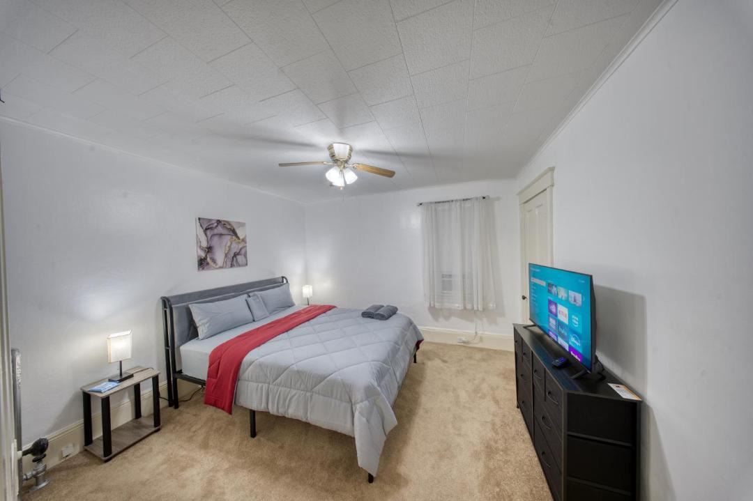 Photo of Bedroom in Carbondale