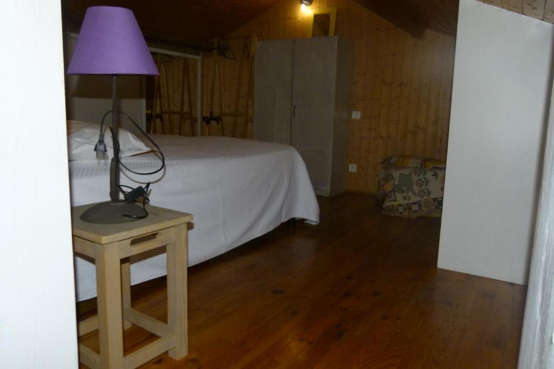 Photo of Bedroom in Ornezan