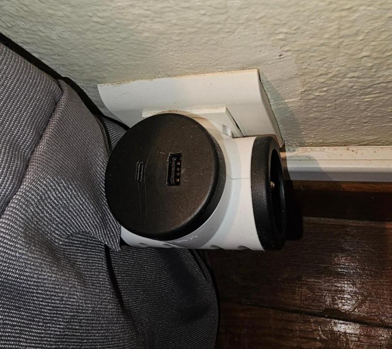 Photo of Others in Yenne