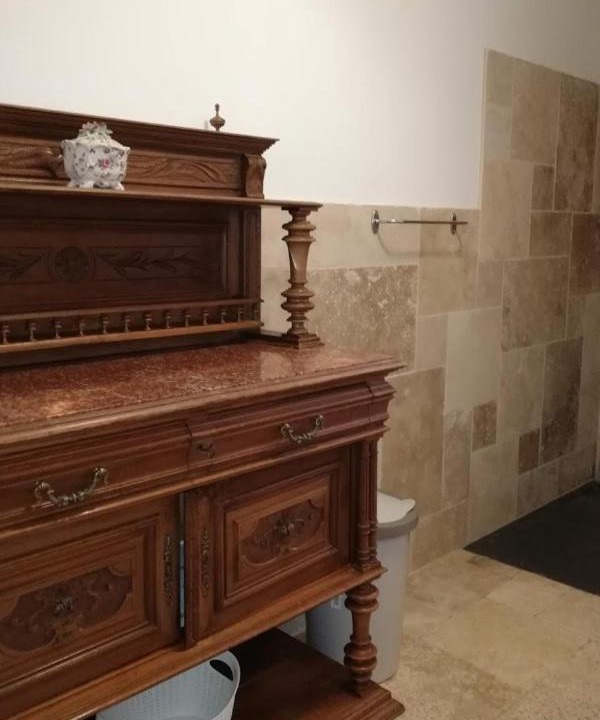 Photo of Bathroom in Grospierres