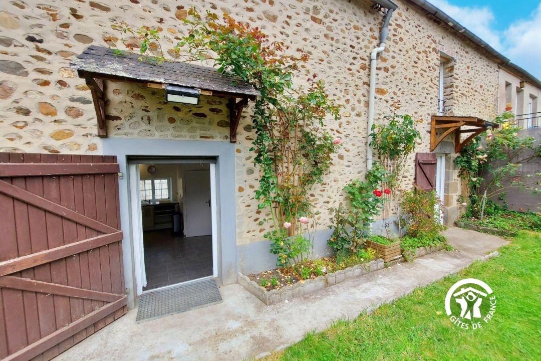 Photo of Others in Neuilly-le-Vendin