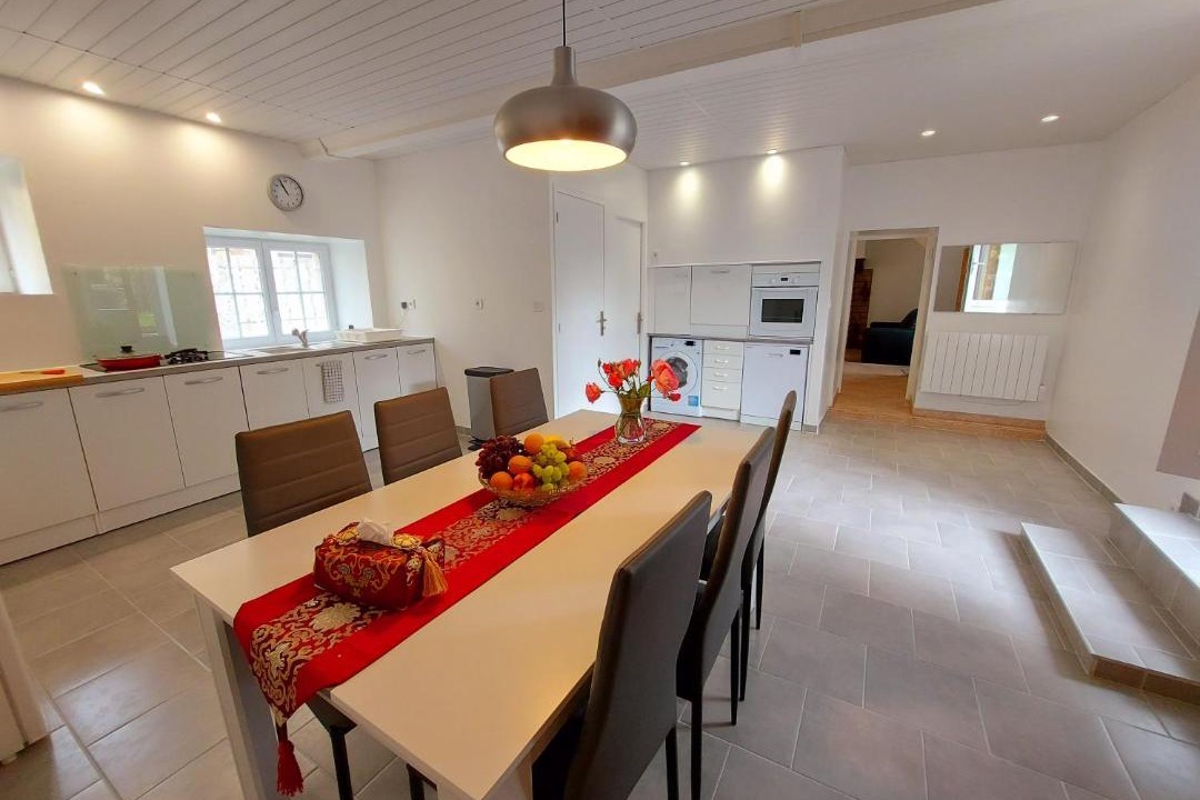 Photo of Others in Neuilly-le-Vendin