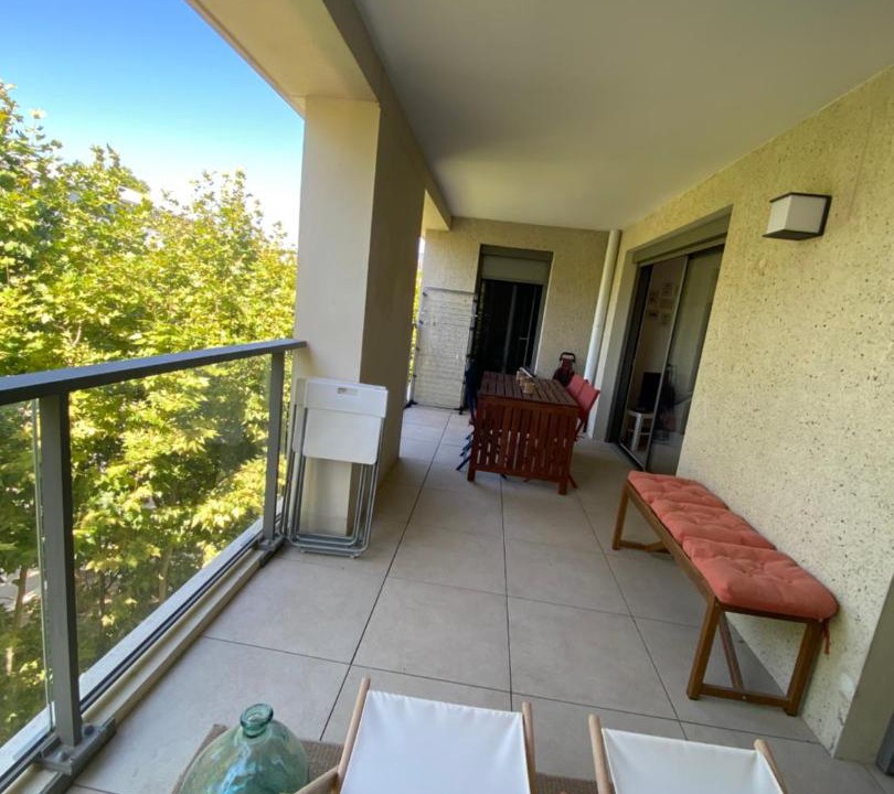 Photo of Patio Balcony in Estanove