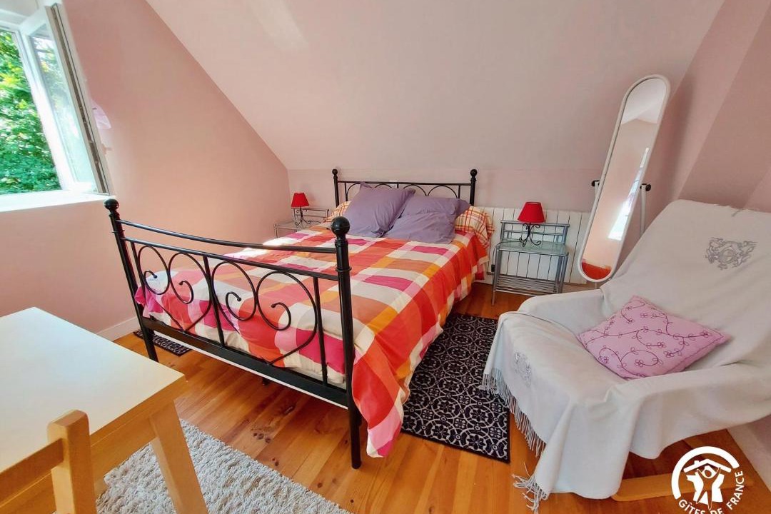 Photo of Bedroom in Saint-Thomas-de-Courceriers