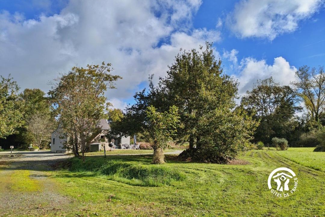 Photo of Others in Hambers