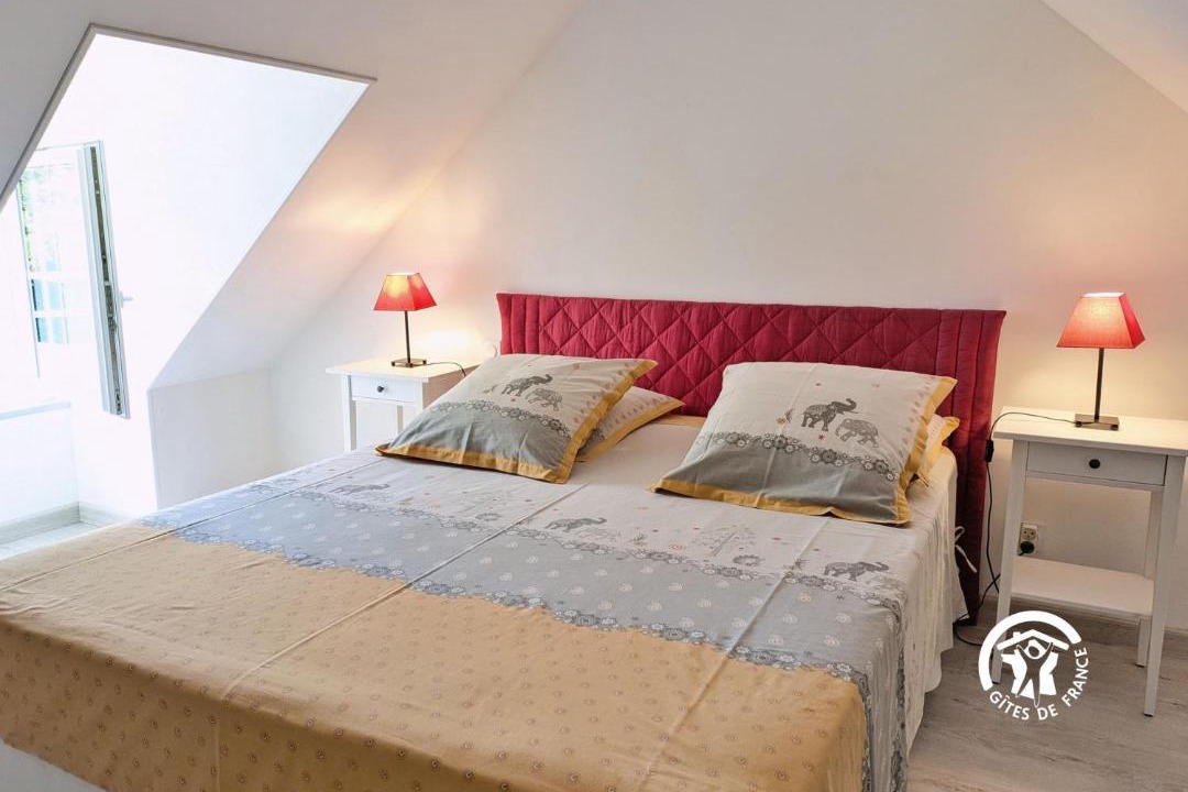 Photo of Bedroom in Neuilly-le-Vendin