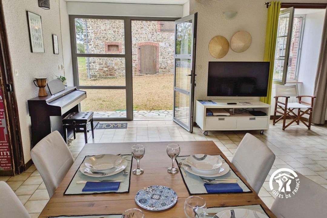 Photo of Others in Andouille