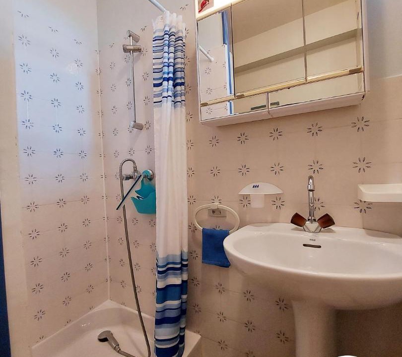 Photo of Bathroom in Saint-Aubin-Fosse-Louvain