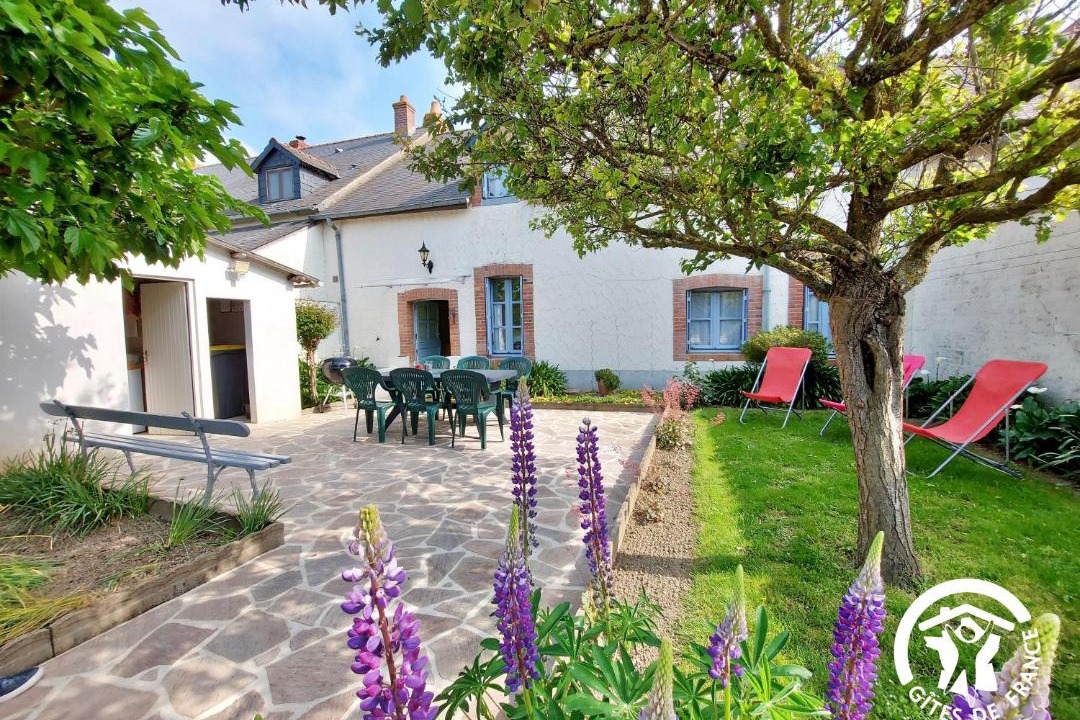 Photo of Others in Renaze