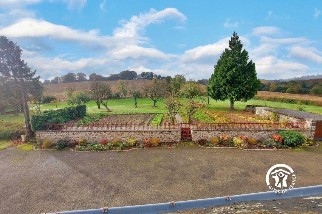 Photo of Others in Saint-Pierre-sur-Orthe