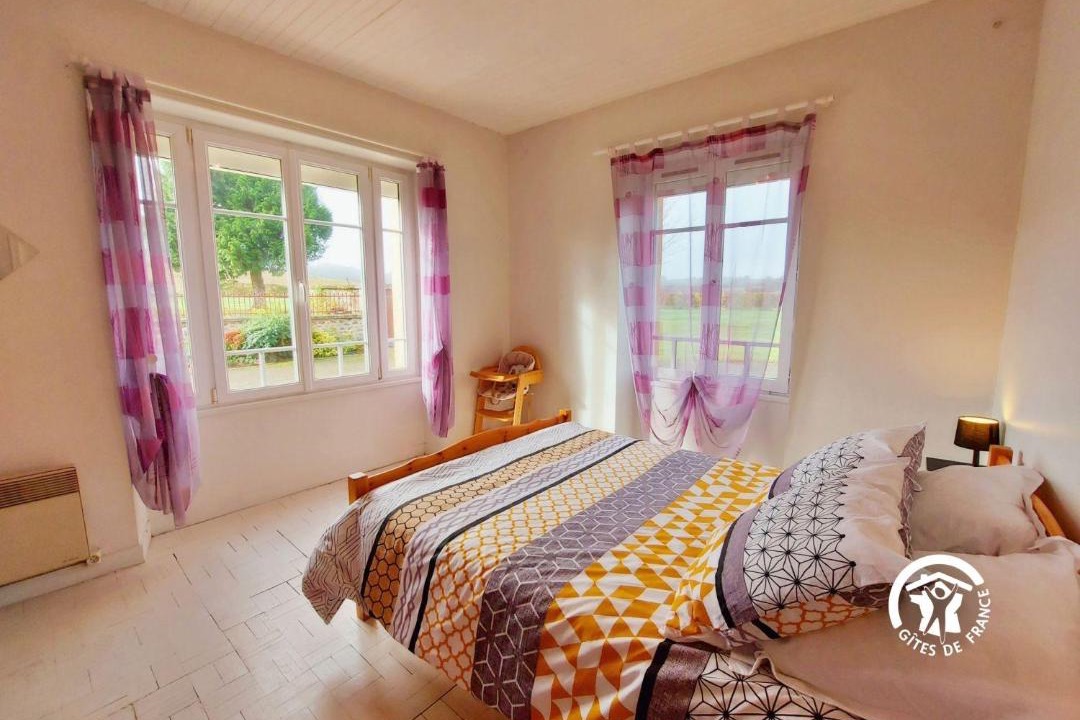 Photo of Bedroom in Saint-Pierre-sur-Orthe