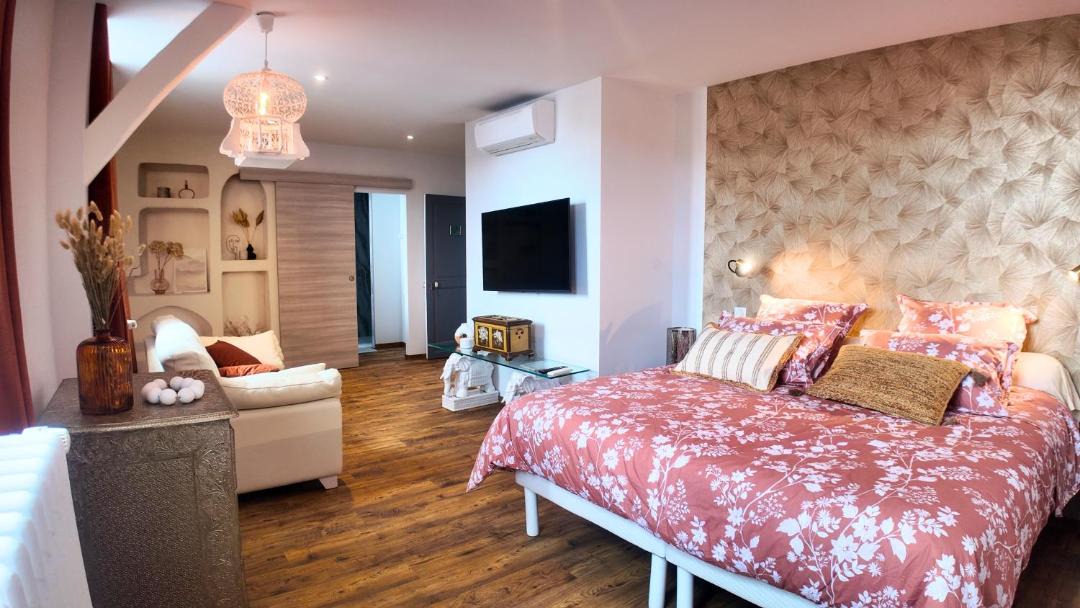 Photo of Bedroom in Sainte-Menehould