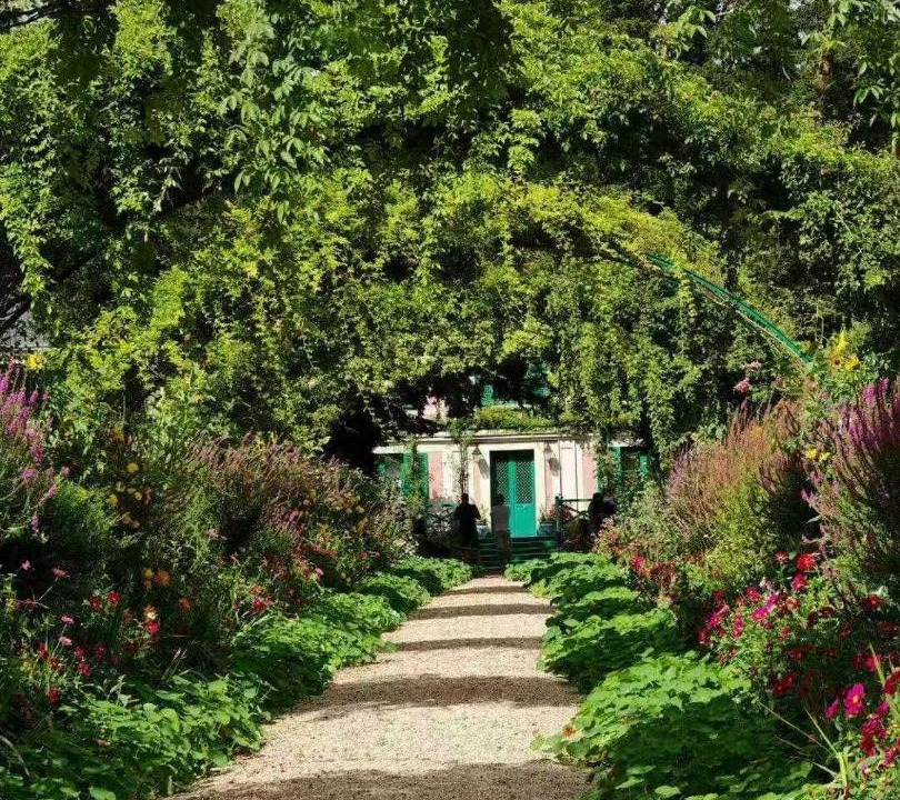 Photo of Others in Giverny