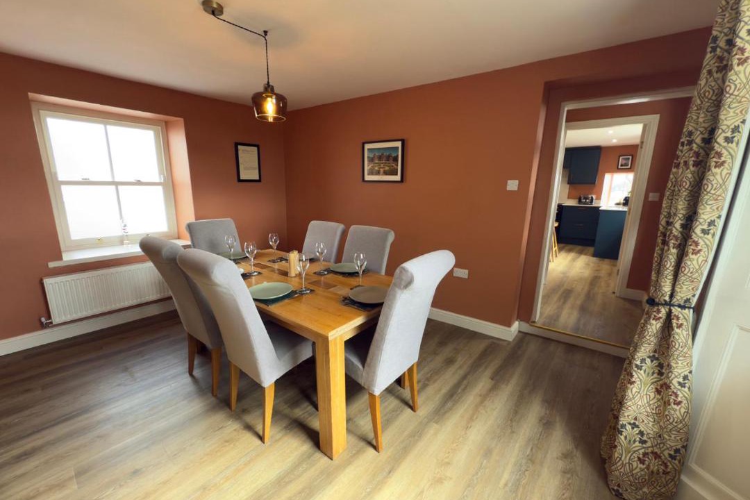 Photo of Others in Headlam