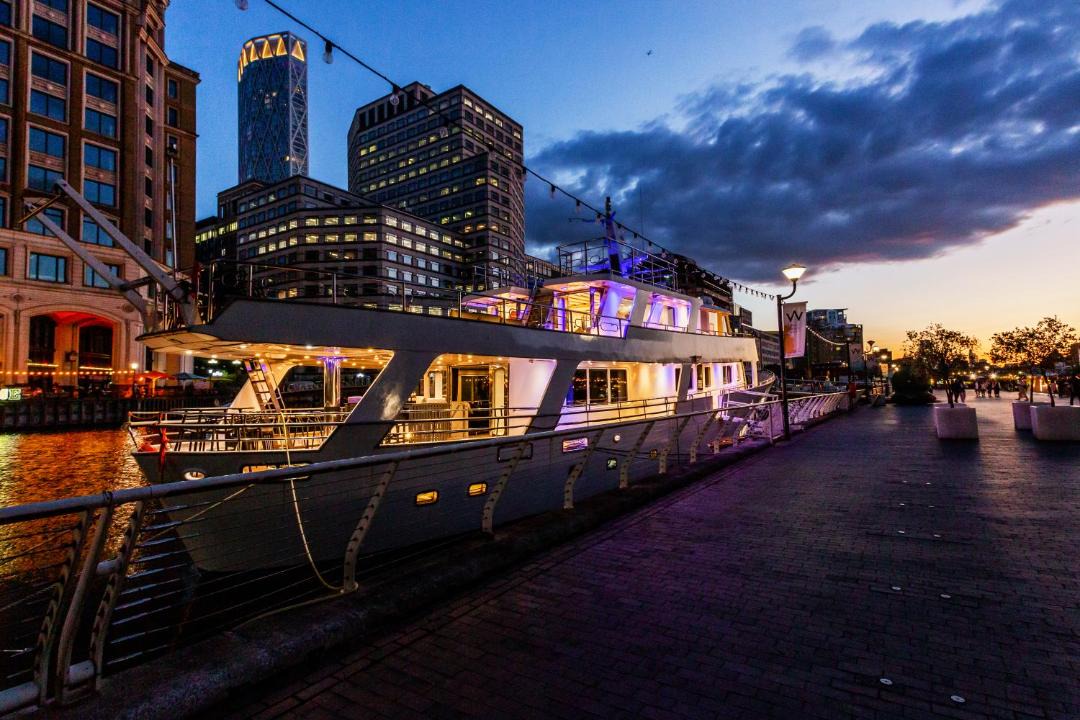 Photo of Others in Canary Wharf