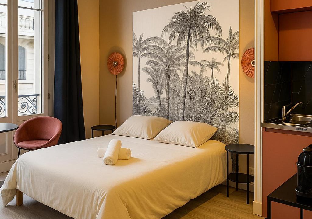 Photo of Others in 2nd Arrondissement