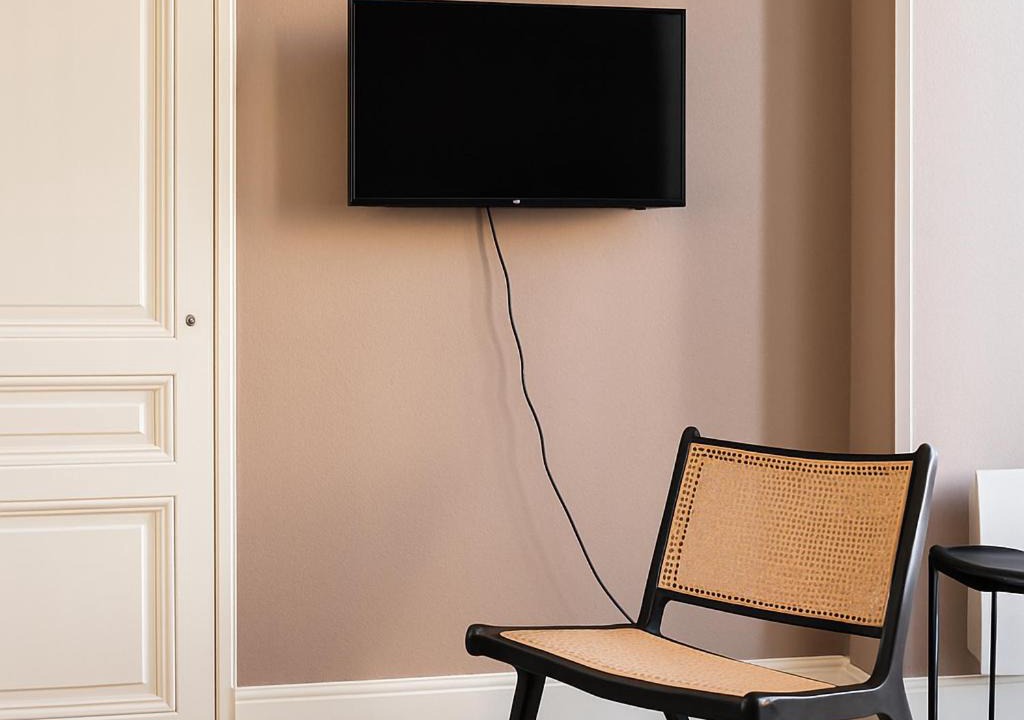 Photo of Others in 2nd Arrondissement