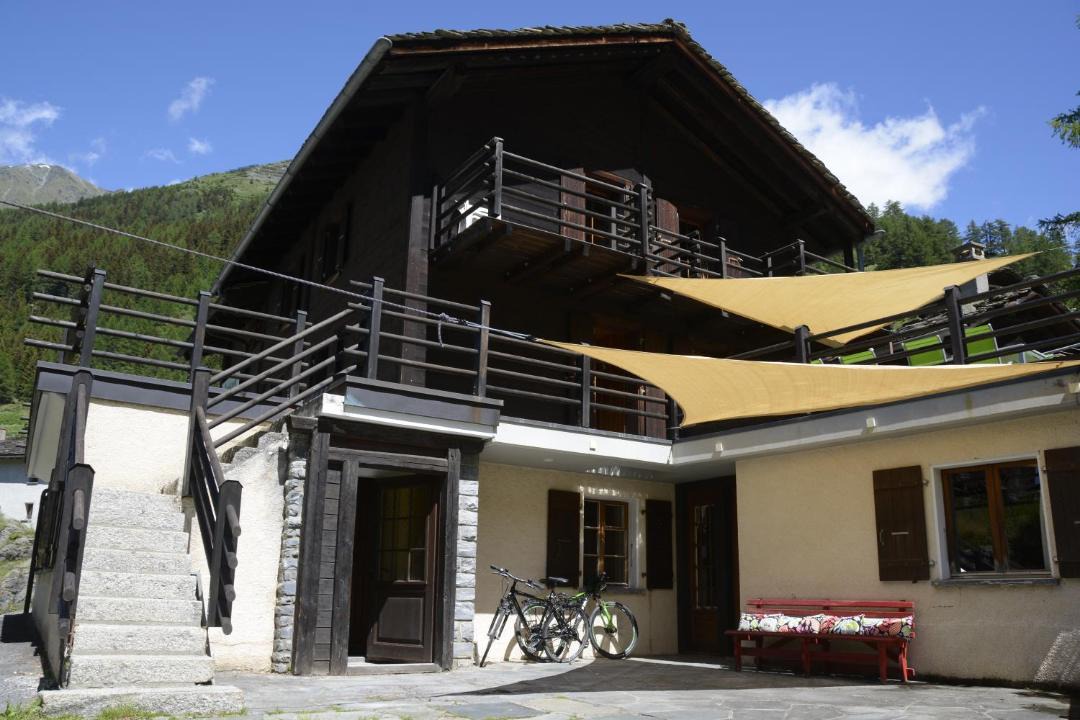 Photo of Others in Bourg-Saint-Pierre