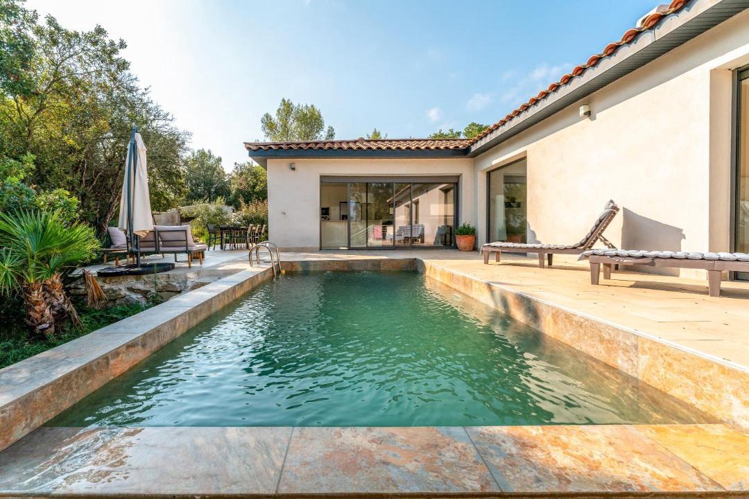 Photo of Others in Russan