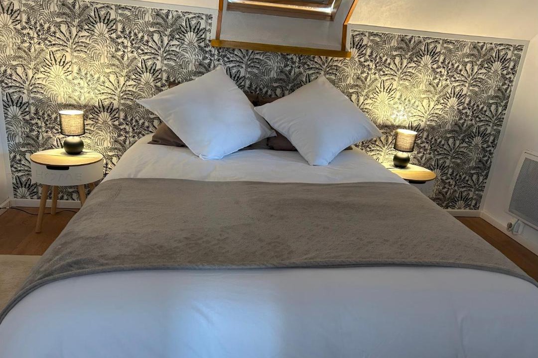 Photo of Bedroom in Garnay