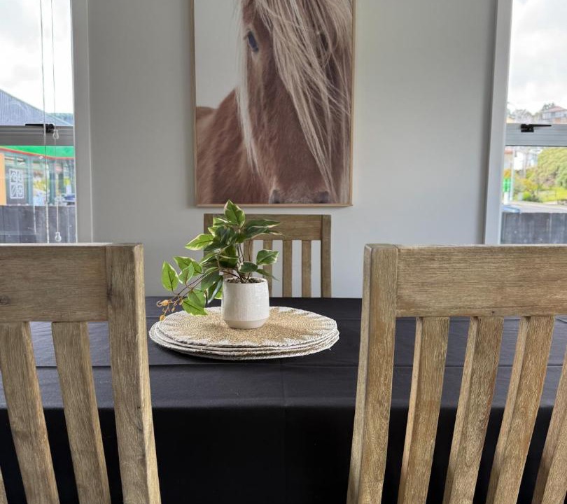 Photo of Others in Raglan