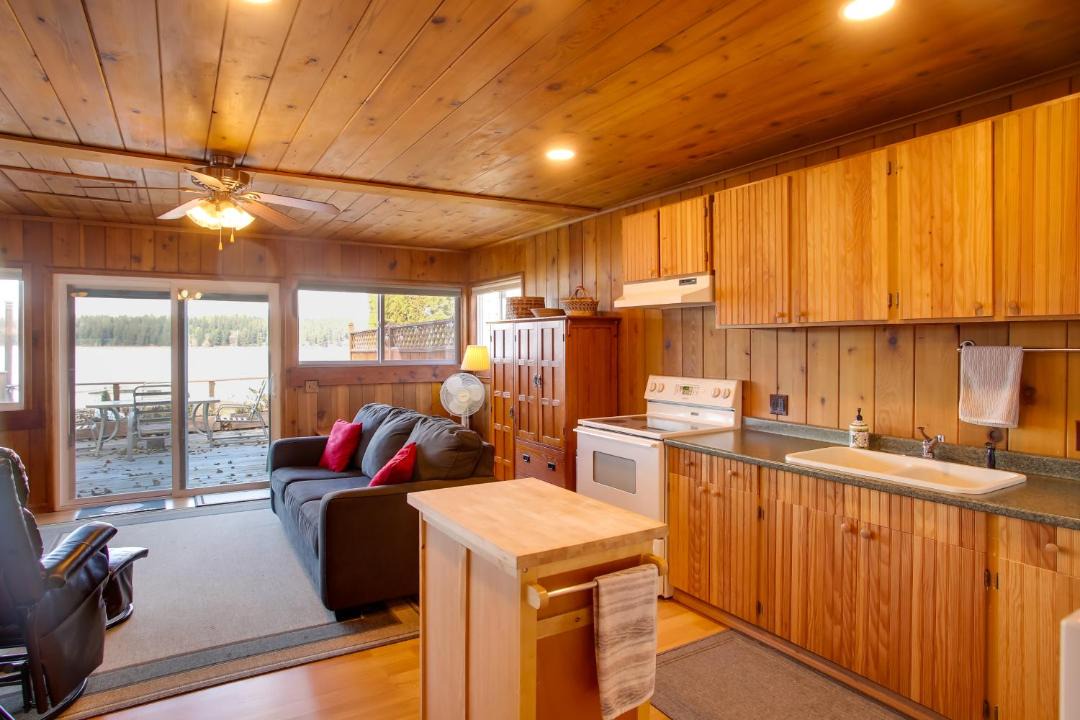 Photo of Others in Diamond Lake