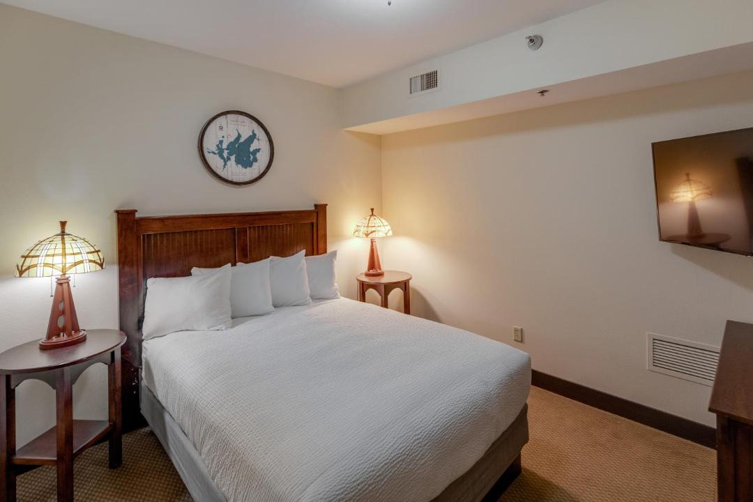 Photo of Bedroom in Walker