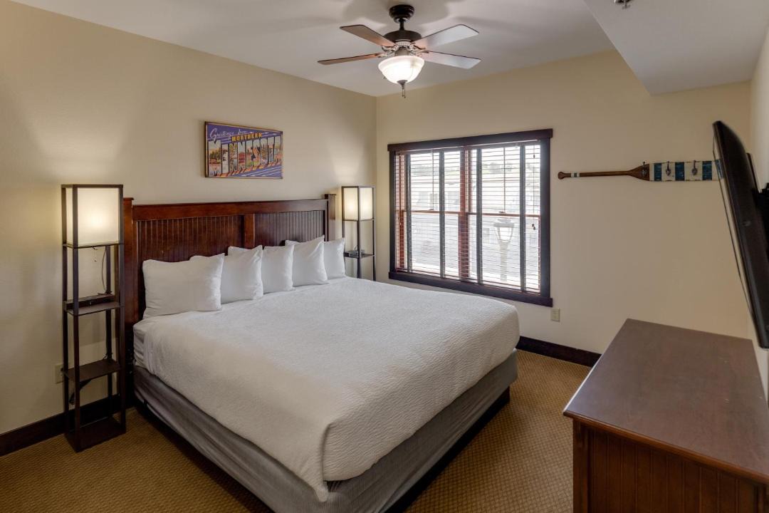 Photo of Bedroom in Walker