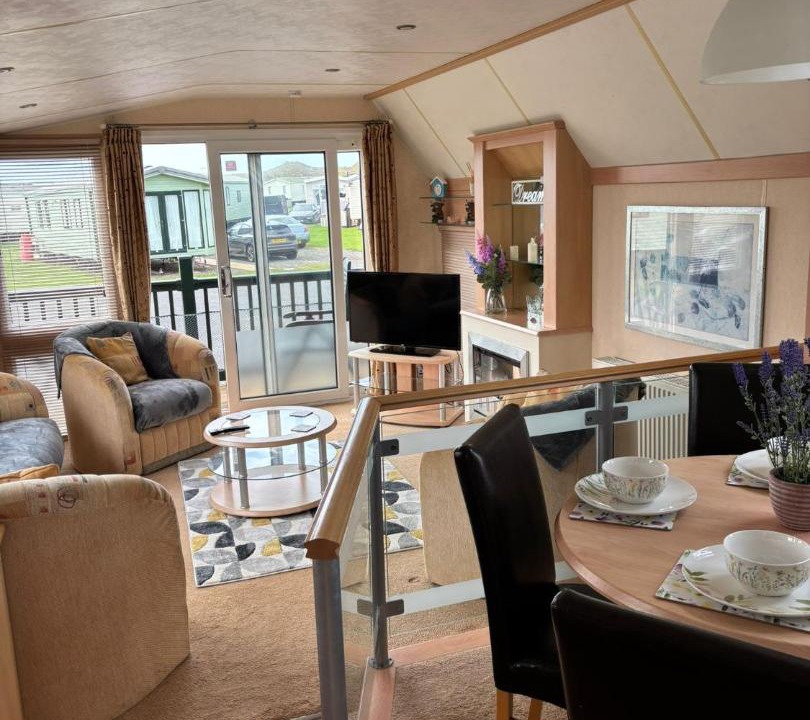 Photo of Others in Borth