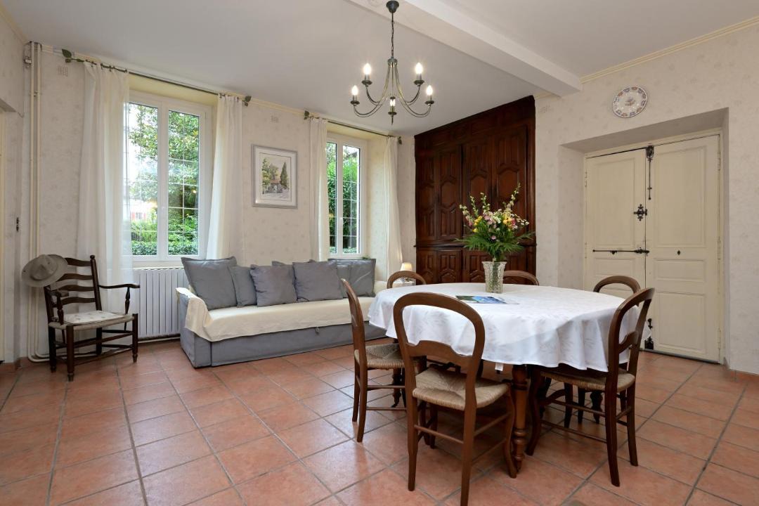 Photo of Others in Aspet