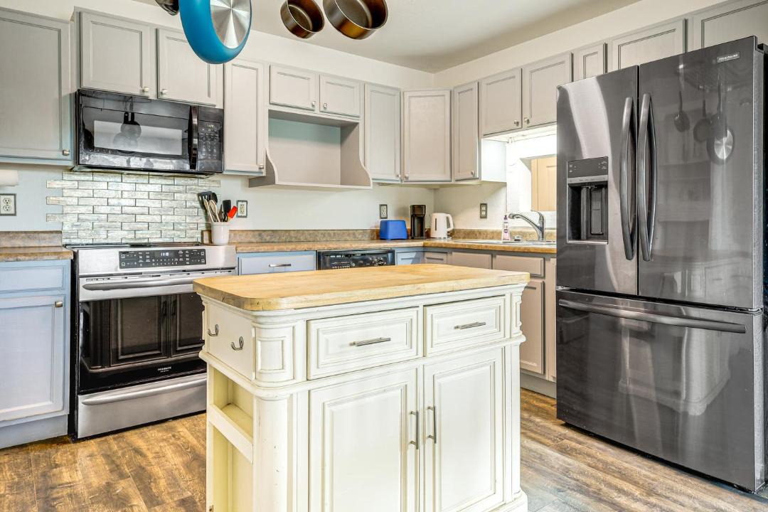 Photo of Kitchen in Pueblo West