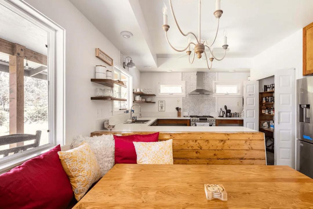 Photo of Kitchen in Royal Hawaiian Estates