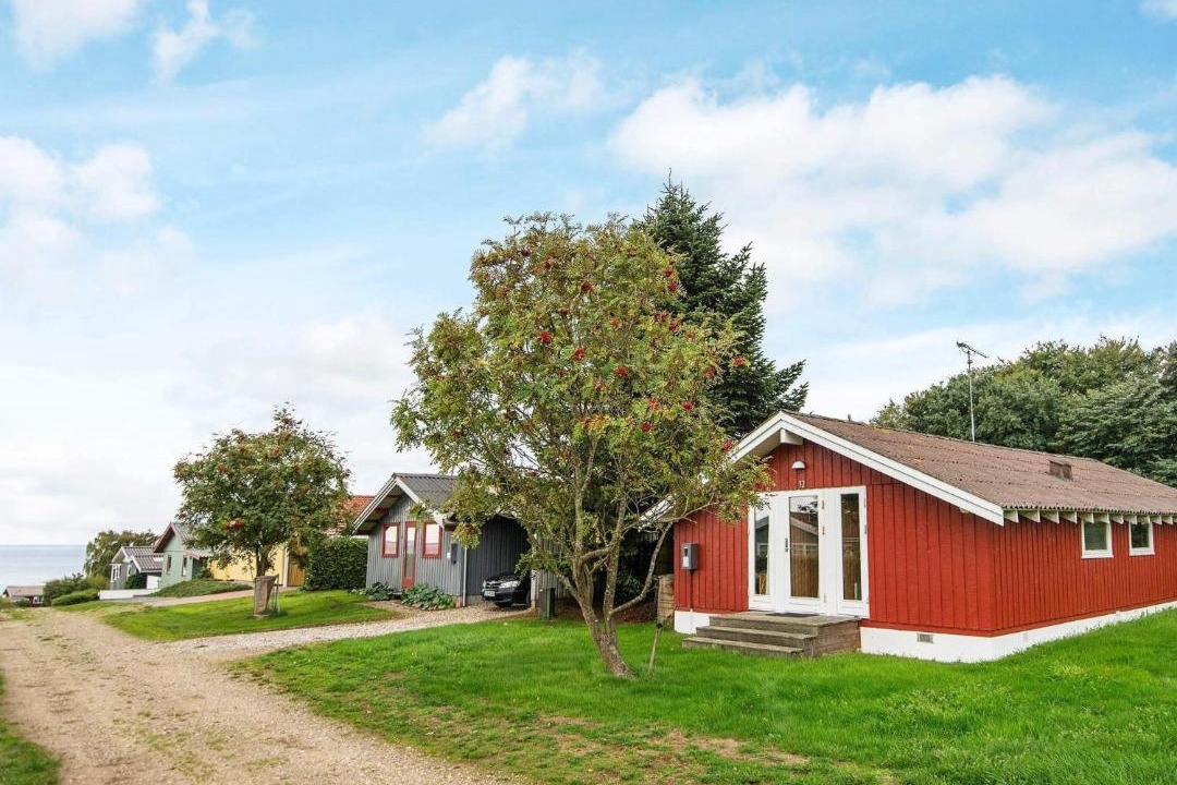 Photo of Others in Bjert