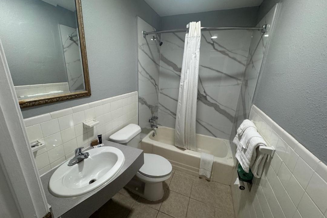 Photo of Bathroom in Port Lavaca