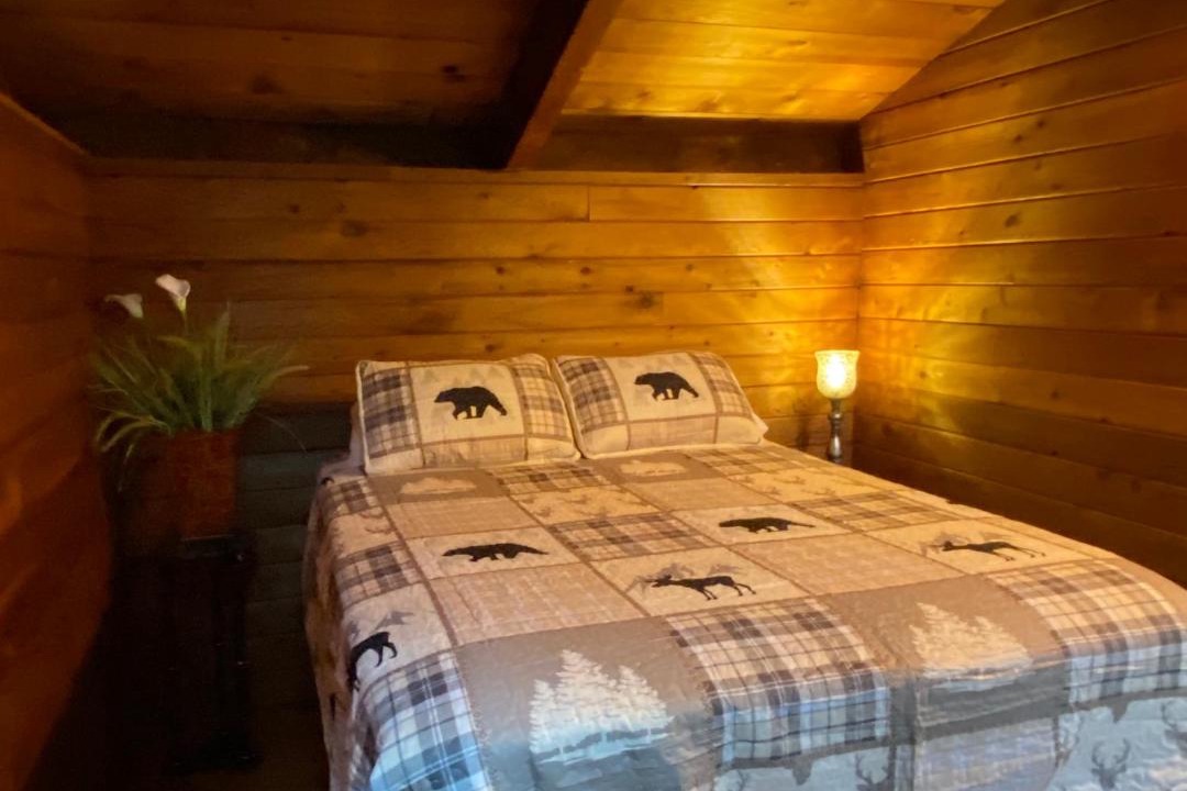 Photo of Bedroom in Enumclaw