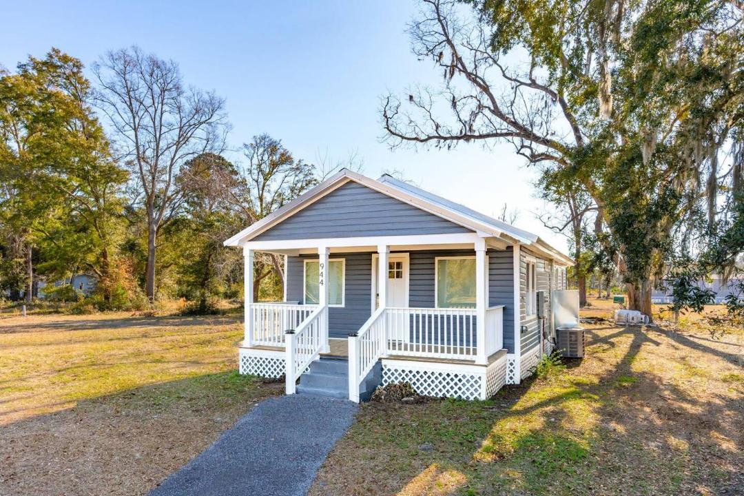 Photo of Others in Edisto Island