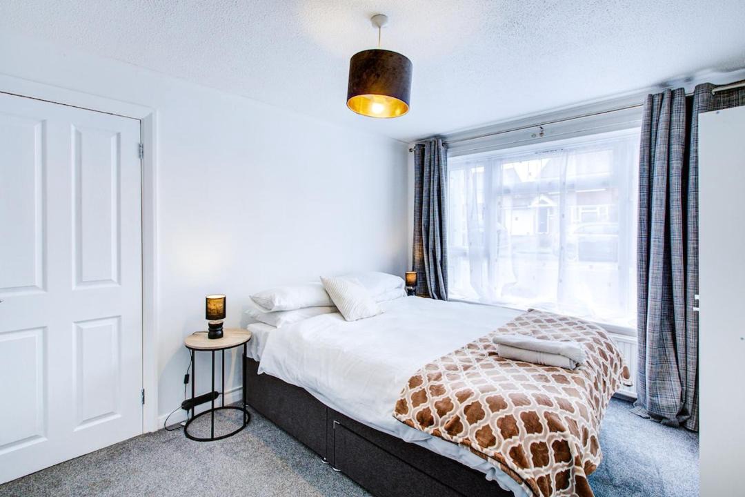 Photo of Others in Reading