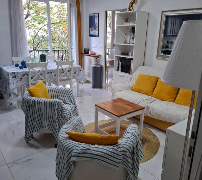 Photo of Livingroom in Quartier de la Maison-Blanche