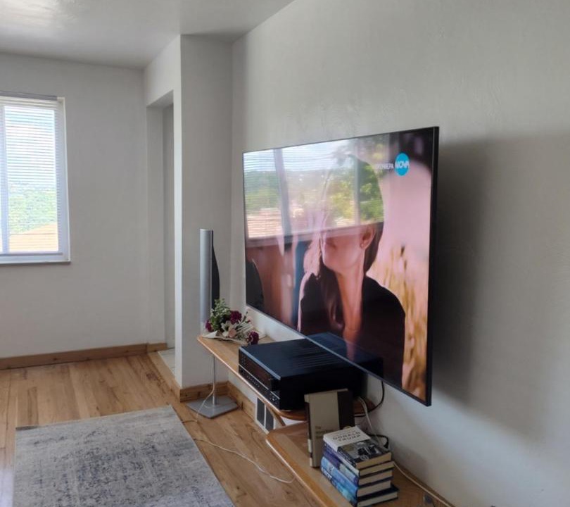 Photo of Livingroom in South Hills