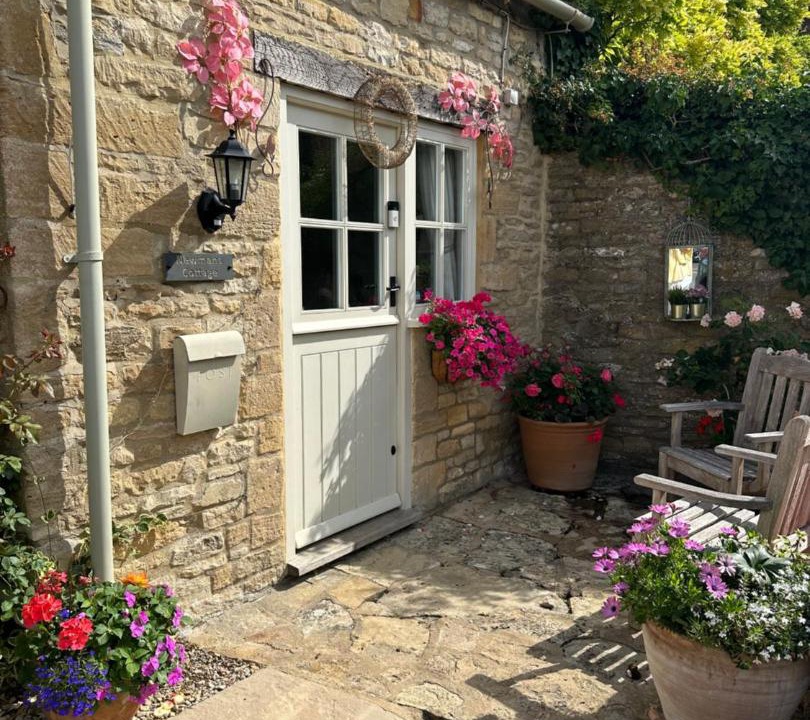 Photo of Others in Burford