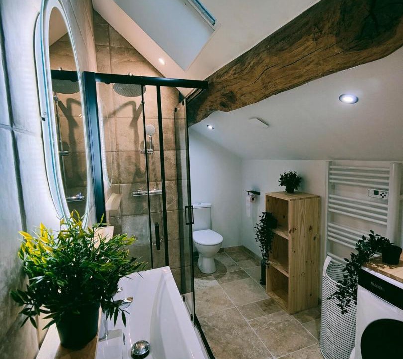 Photo of Bathroom in Couchey