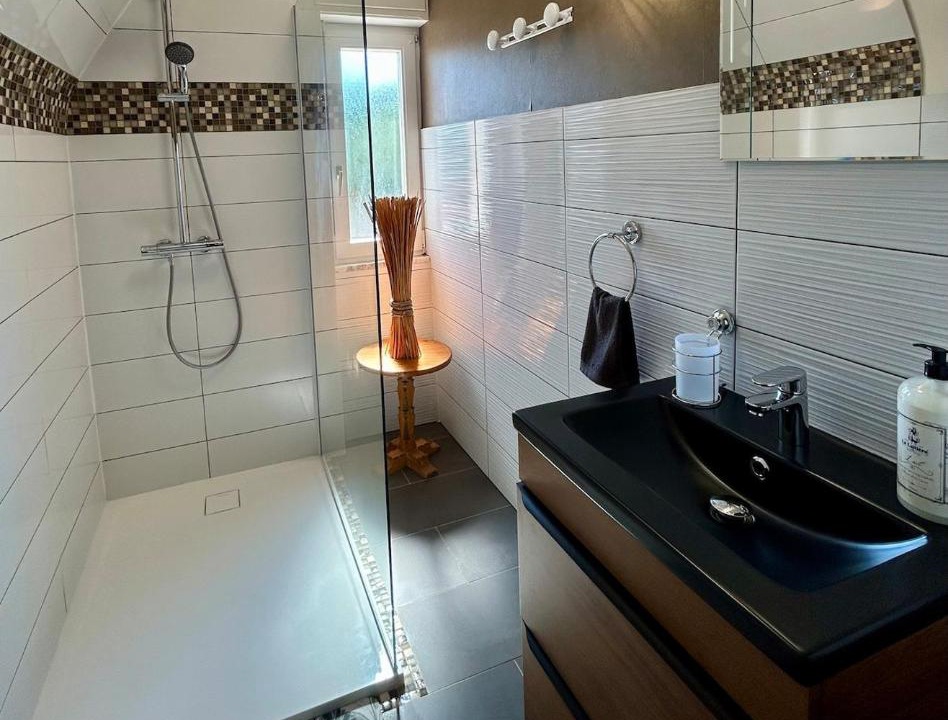 Photo of Others in Bitche