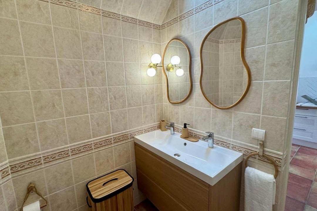 Photo of Bathroom in Saint-Gratien