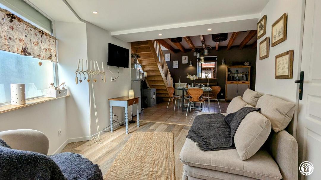 Photo of Others in Beze