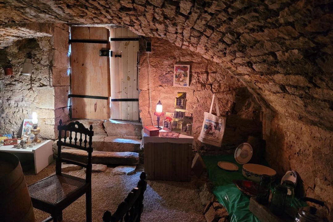 Photo of Others in Beze