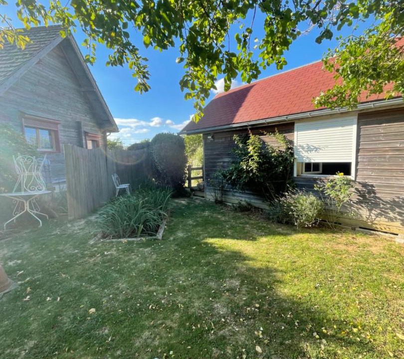 Photo of Others in Charonville