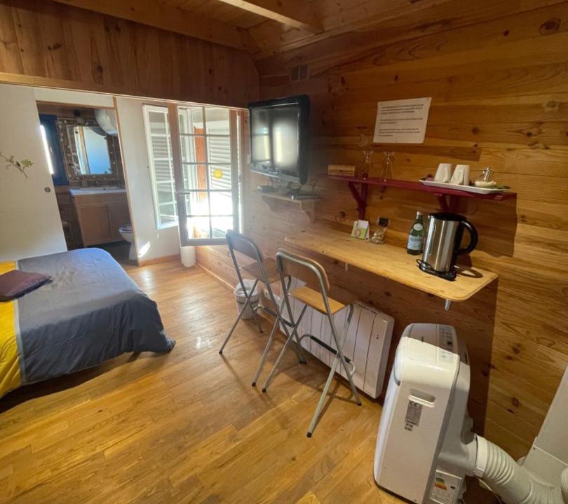 Photo of Others in Charonville