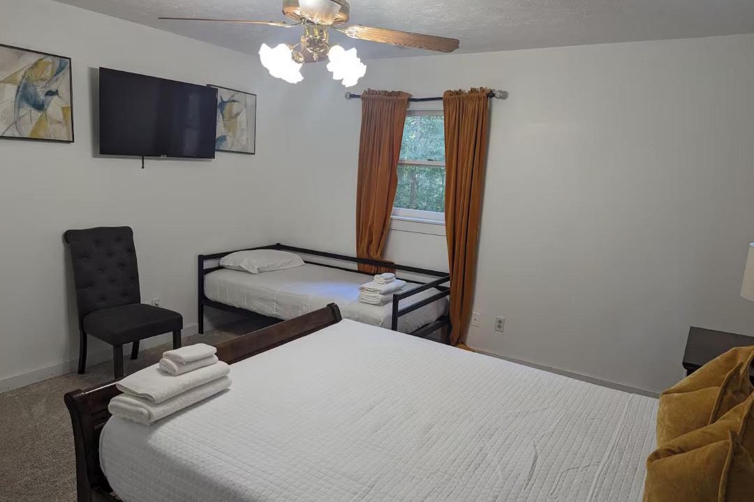 Photo of Bedroom in Snellville